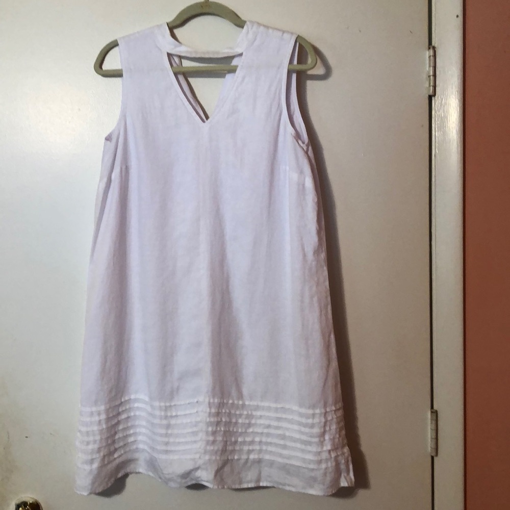Neiman Marcus Linen A line white dress size 10